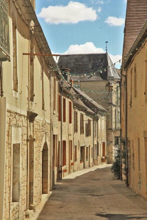 Petite Maison En Pierre Au Coeur Du Perigord Noir Proche De Sarlat Et Rocamadour Salignac Eyvigues Exterior foto